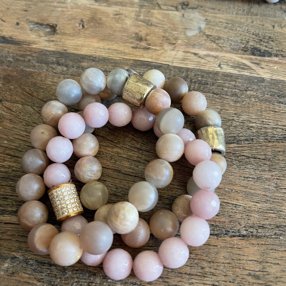 Natural color beaded bracelets